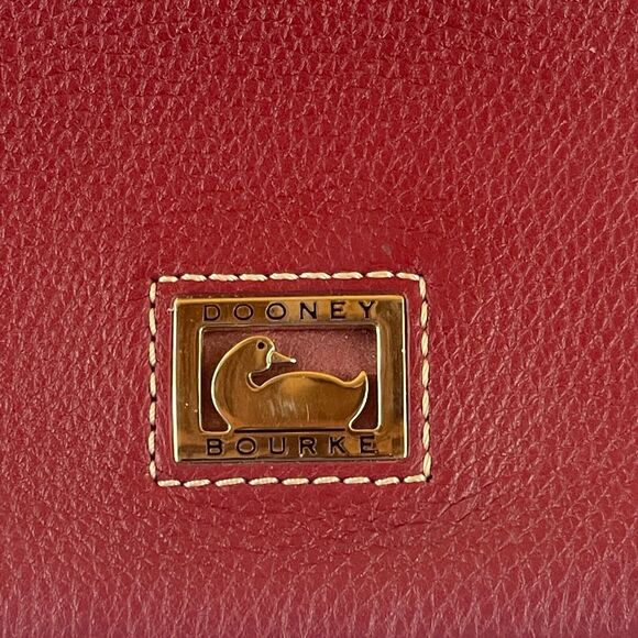 Dooney & Bourke Crossbody Red Pebbled Leather Small Zip Crossbody Shoulder Bag - Picture 2 of 9